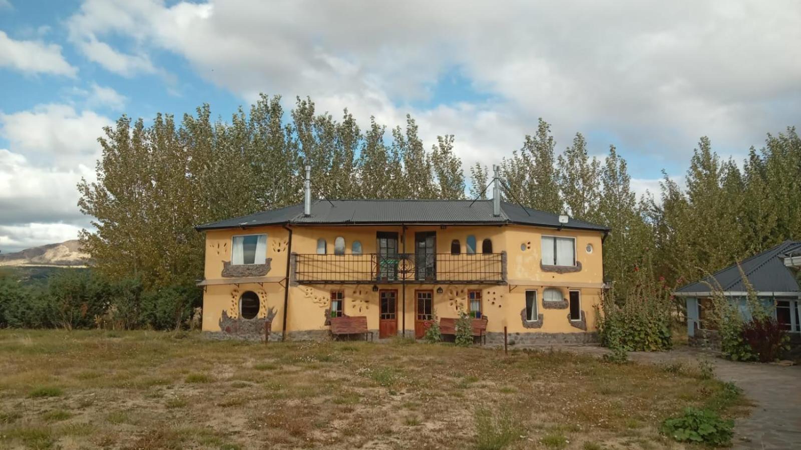 Arriba La Luna - Ecovilla Rural Trevelín エクステリア 写真