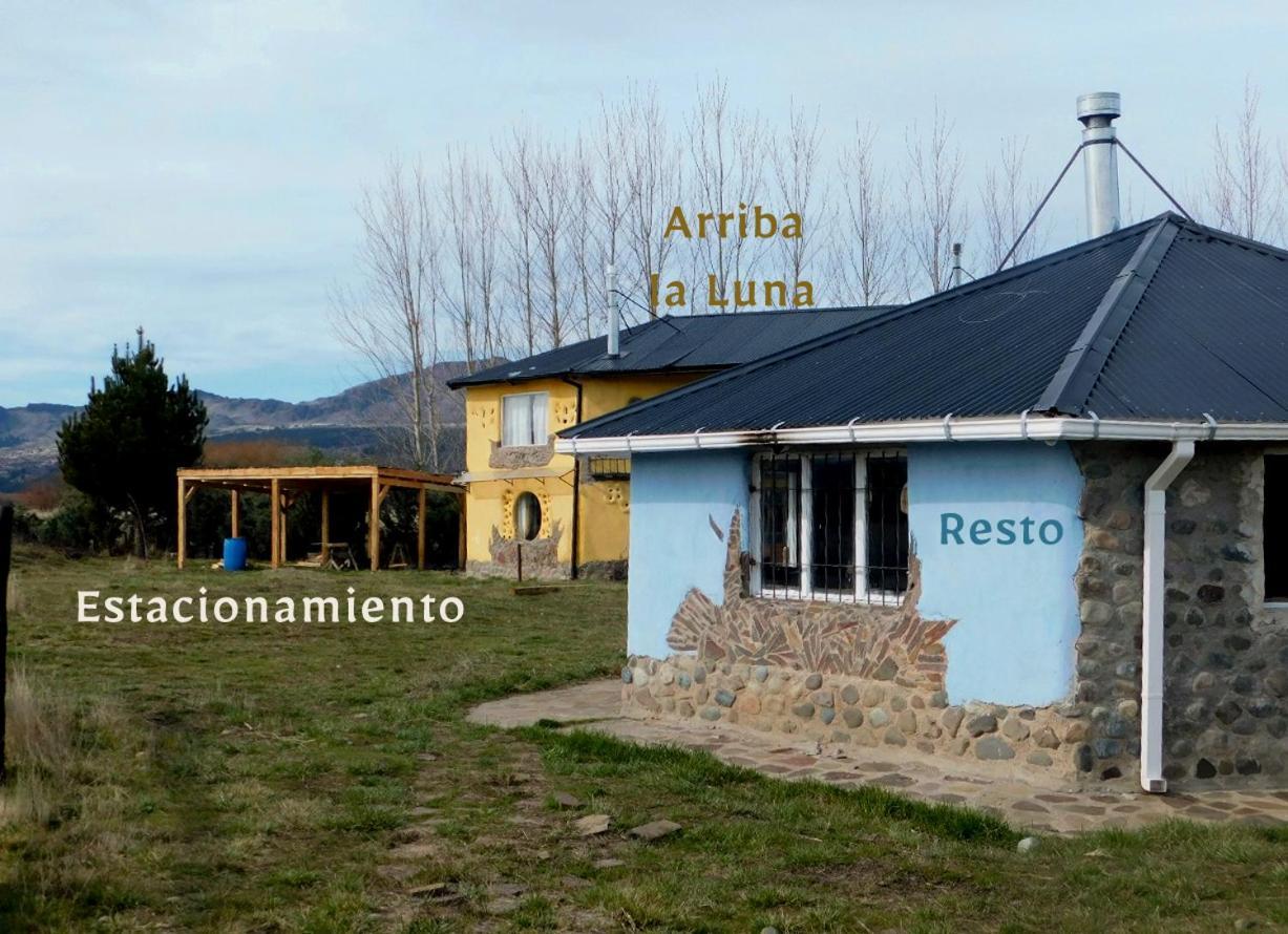 Arriba La Luna - Ecovilla Rural Trevelín エクステリア 写真